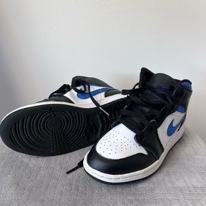Size 3.5 Jordan One Tennis Shoe